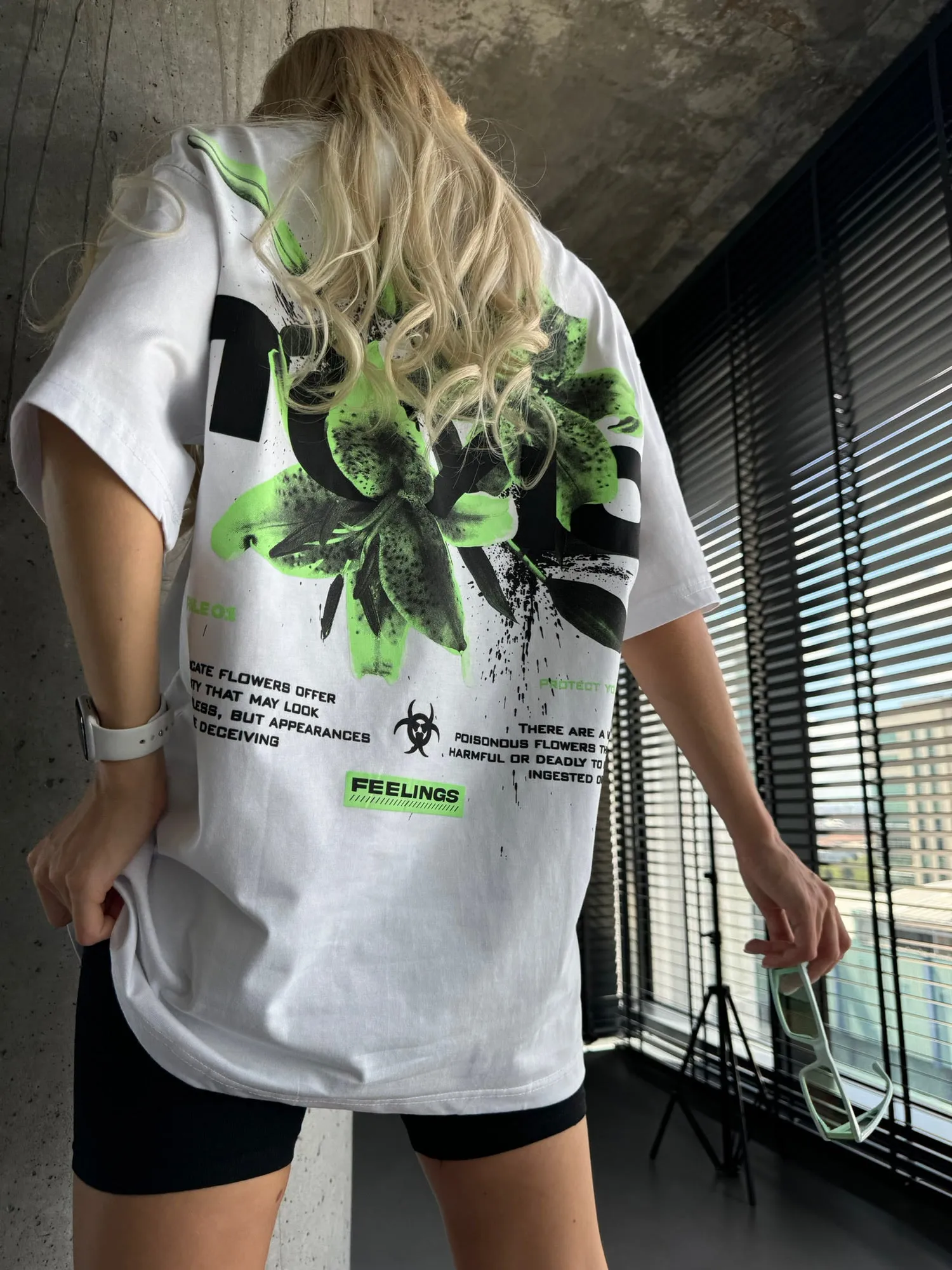Oversize Toxic T-shirt - White